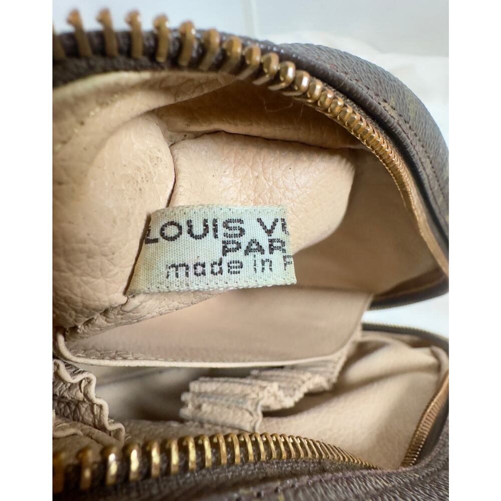 Louis Vuitton Monogram Toiletry Pouch 19 Cosmetic Bag w/ Box - Picture 14 of 16